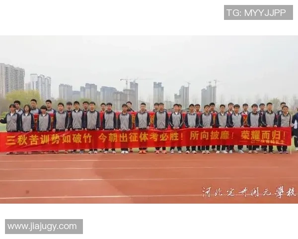 磐安足球球星崛起之路：从地方少年到职业赛场的荣耀征程